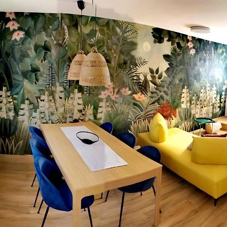 Rainbow Apartment, Копер Екстериор снимка